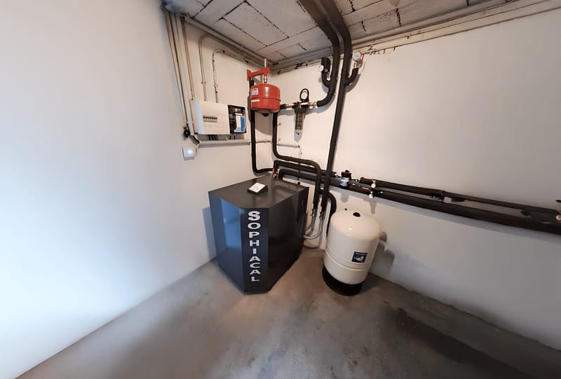 Pompe à chaleur eau/eau Sophiacal – installation intérieure en Isère